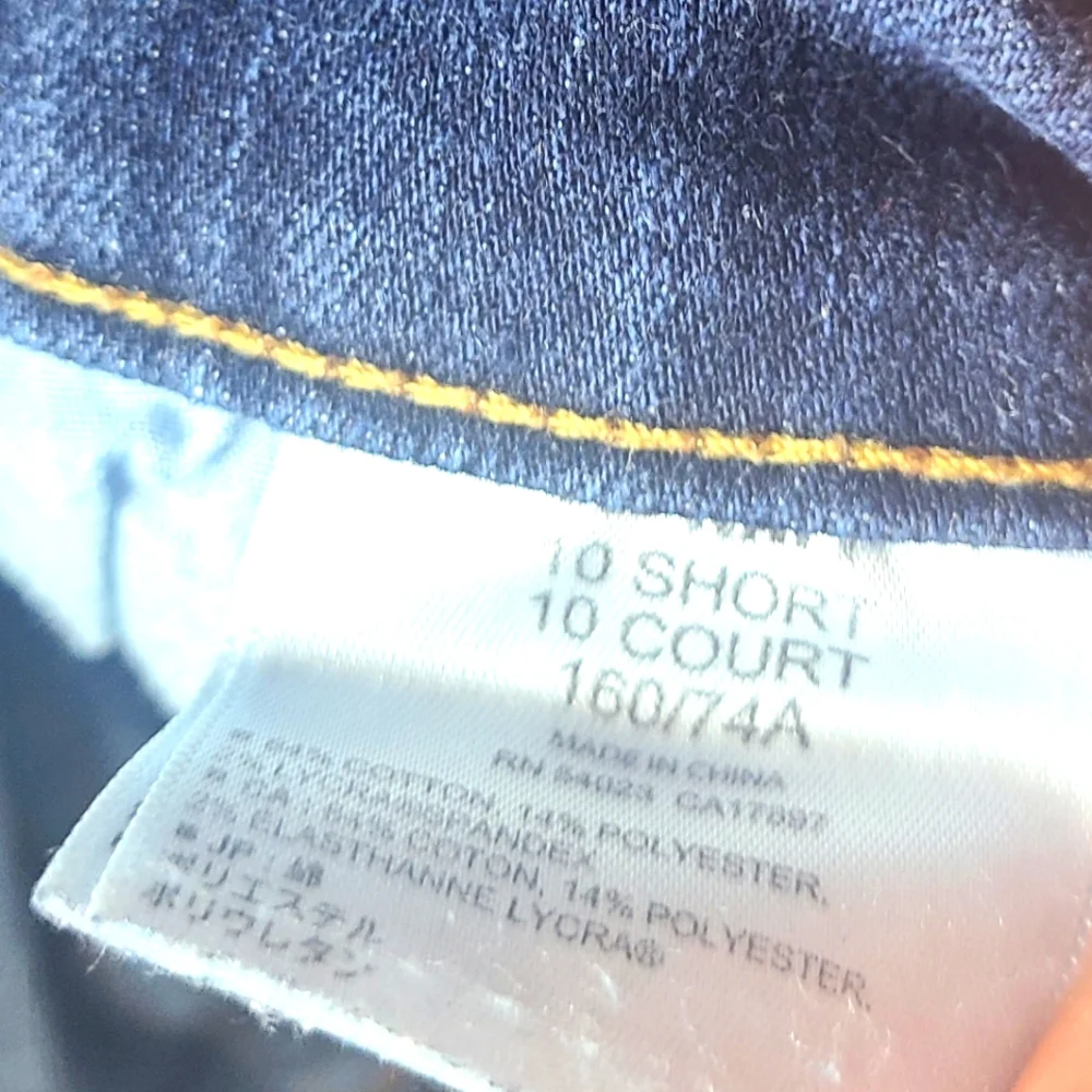 Old Navy The Sweetheart Jeans Women's sz 10 short - Picture 4 of 7